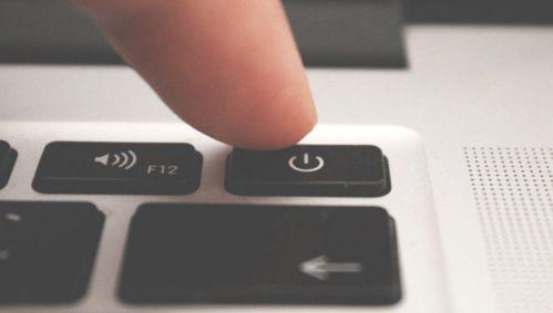 网上流行的吃瓜是什么意思,围观娱乐圈背后的真相